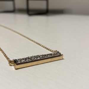 Silver / gunmetal gold necklace